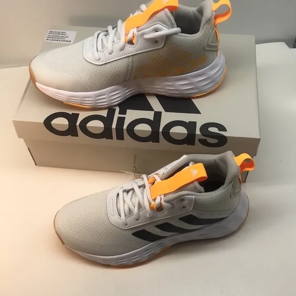 Adidas  Kids' Own The Game 2.0 Basketball Shoe Little/Big Kid Size 4