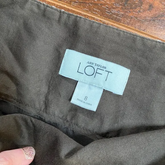 ANN TAYLOR LOFT Brown sz 8 Skirt