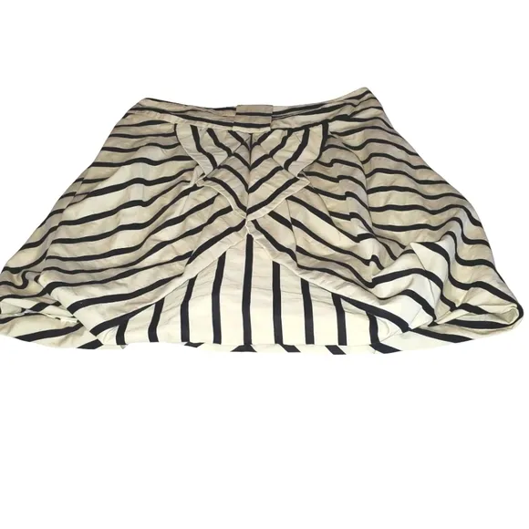 ANTHROPOLOGIE Eva Franco Black/Ivory Striped Pleated Bubble Mini Skirt Women's 4