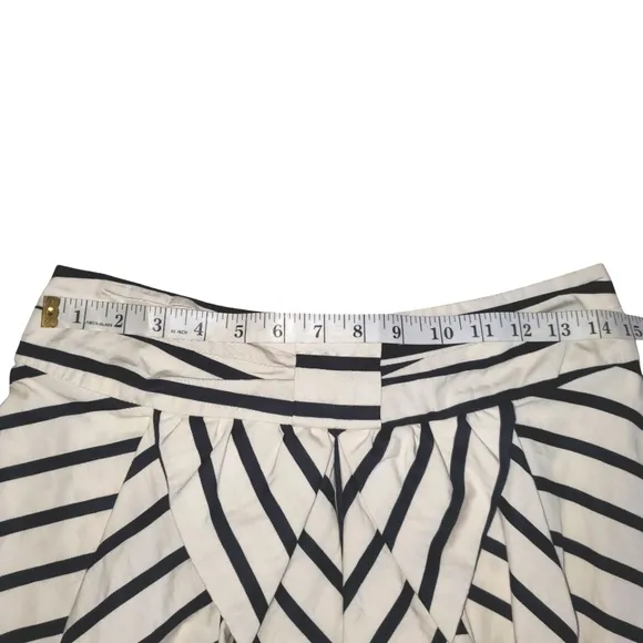 ANTHROPOLOGIE Eva Franco Black/Ivory Striped Pleated Bubble Mini Skirt Women's 4