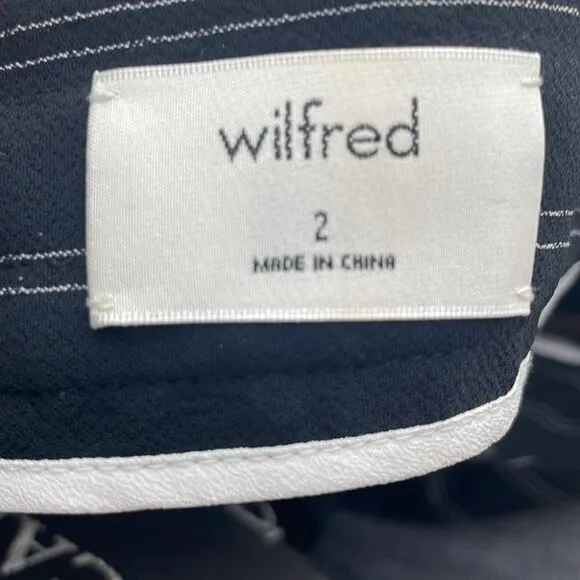 𝅺aritzia Wilfred pinstripe tie front shorts sz 2