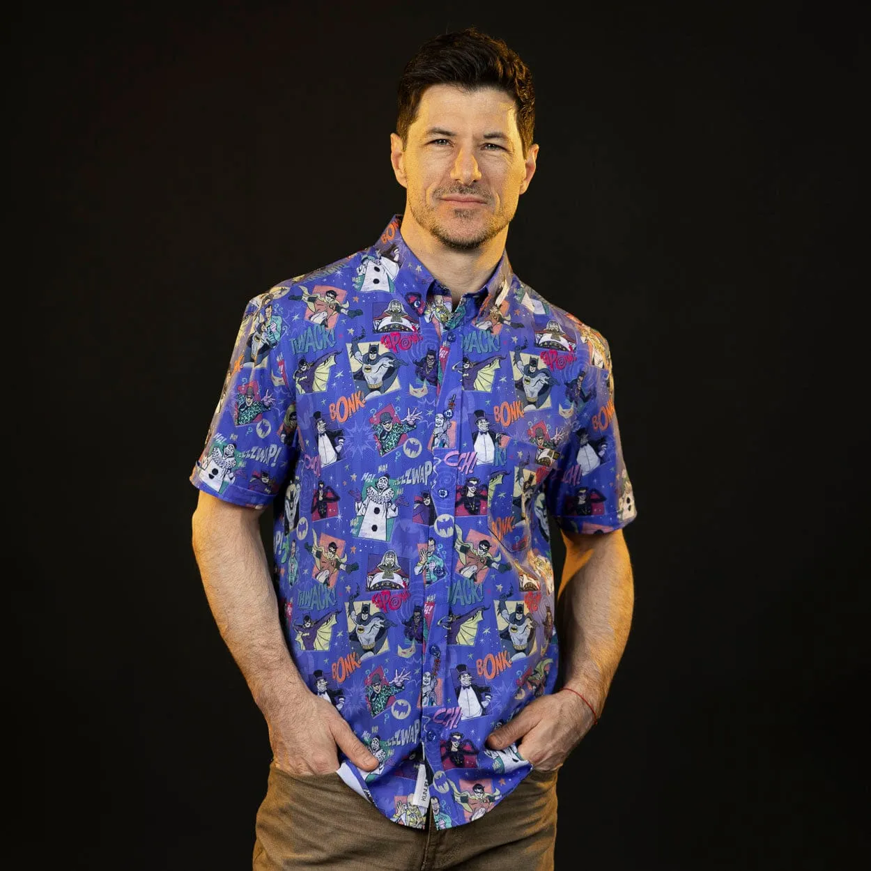 Batman™ 85th Anniversary "Kapow! Bonk! Thwack!" – KUNUFLEX Short Sleeve Shirt