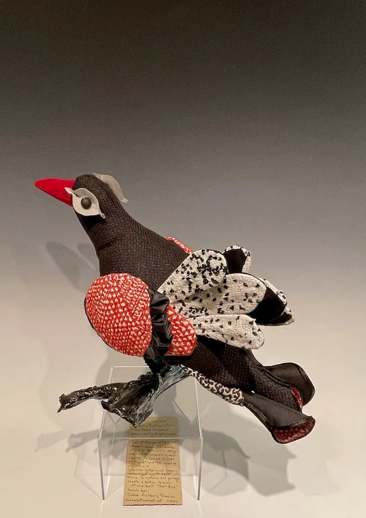 BIRDS OF A FEATHER SERIES - "GRANDMA GATEWOOD  DS1112022