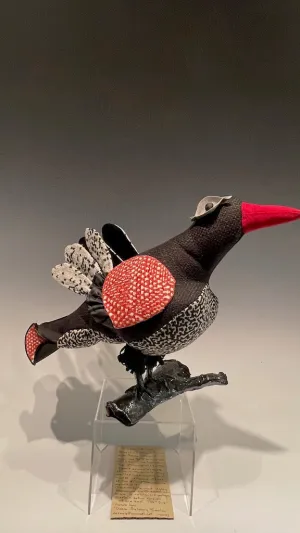 BIRDS OF A FEATHER SERIES - "GRANDMA GATEWOOD  DS1112022
