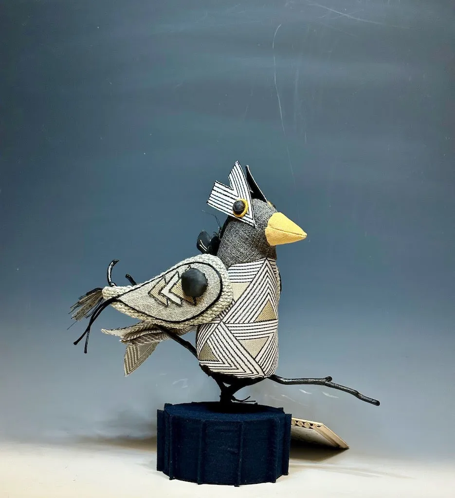 BIRDS OF A FEATHER SERIES - "LAGNIAPPE"  DS912023