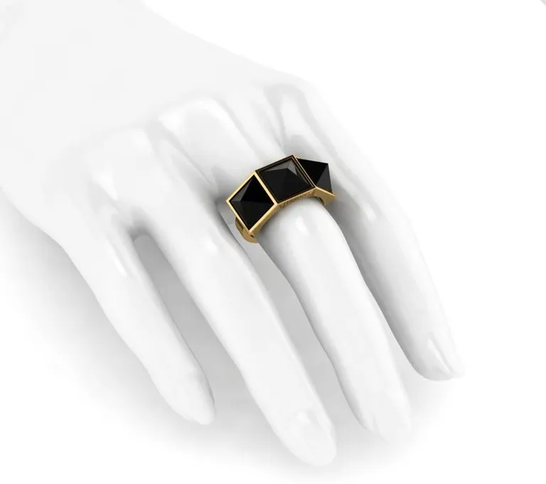 Black Onyx Pyramids Ring 18 Karat Yellow Gold