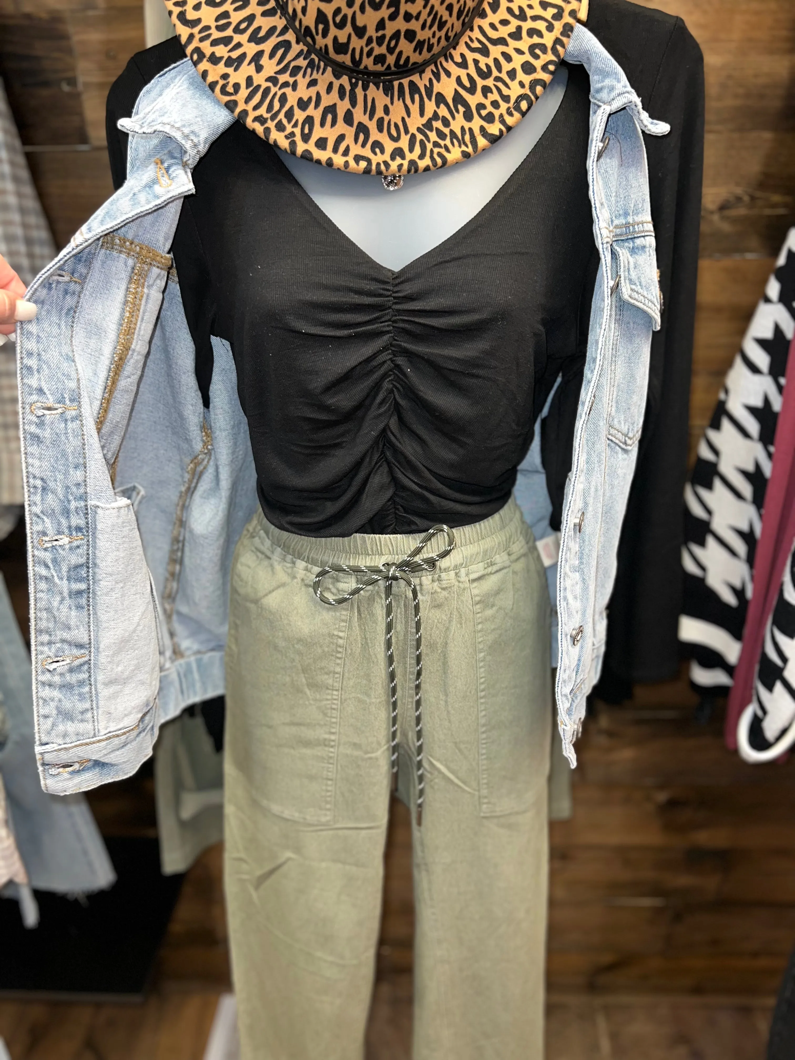 Black Scrunched-Front Top