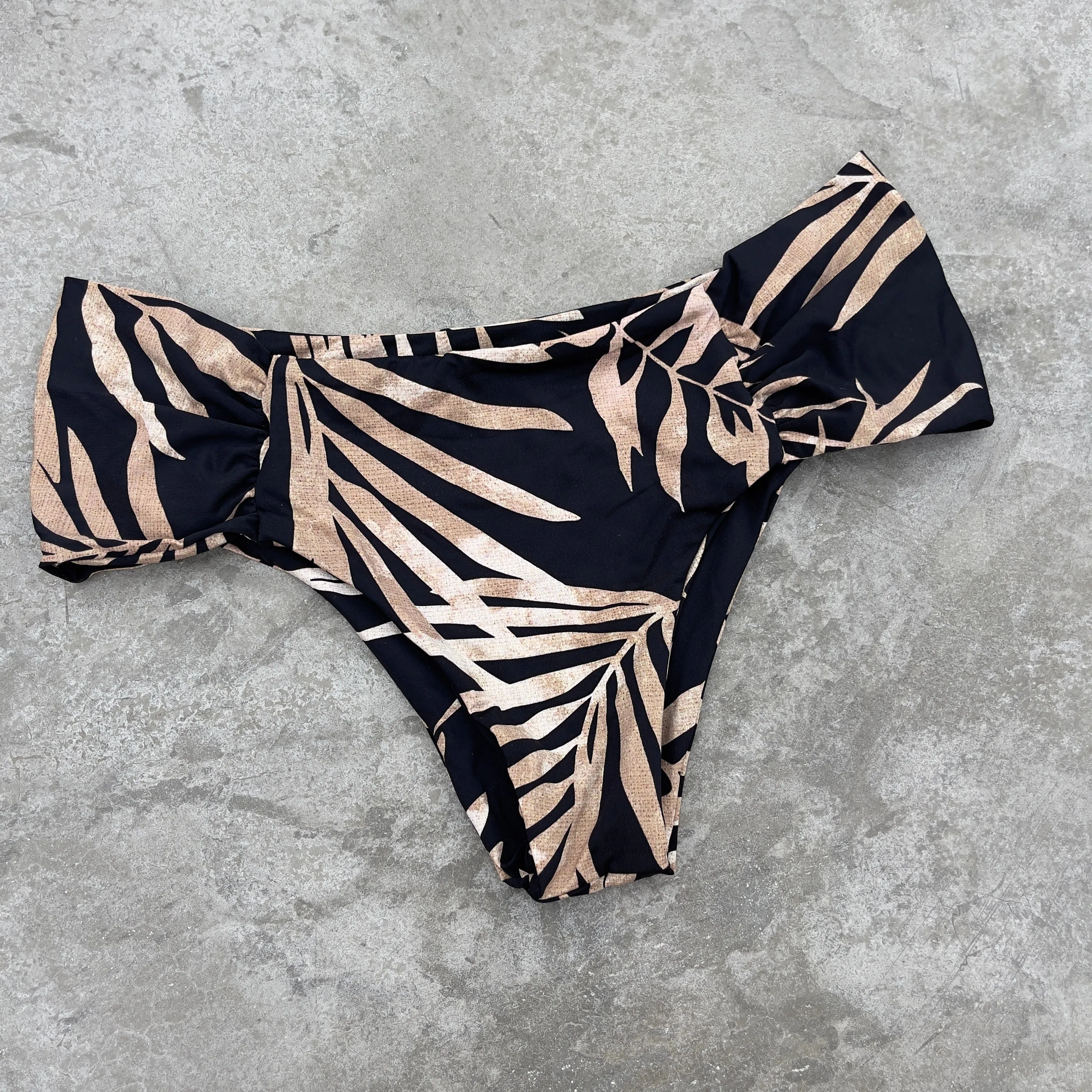 Bleached Leaves Black Classy Cheeky Bottom
