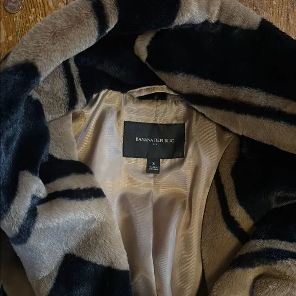 BR Chevron Patterned Brown and Black Women's oversized Coat