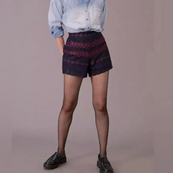 By Anthropologie Jewel Tone Dressy Lace Shorts Size 8
