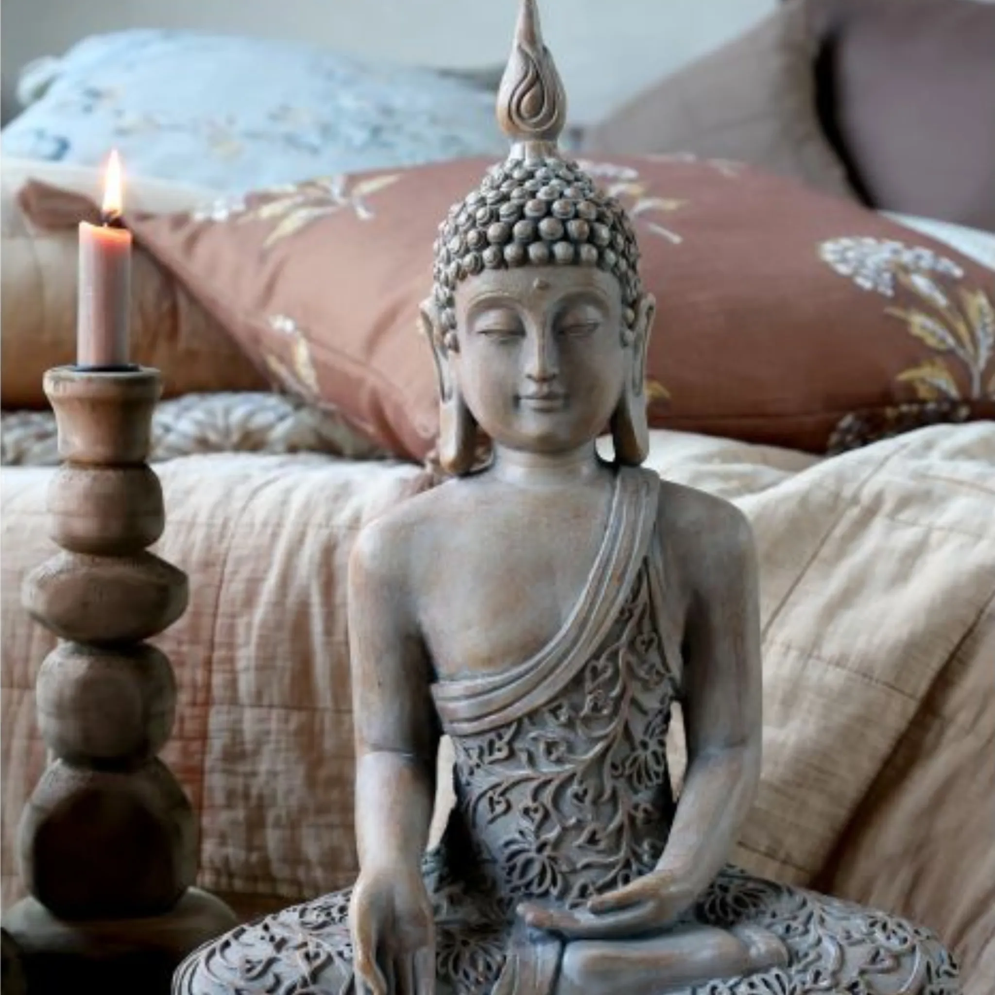 Chic Antique Buddha siddende H41 cm