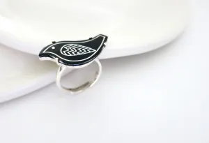 Chic, Mid-century mod Bidri bird ring