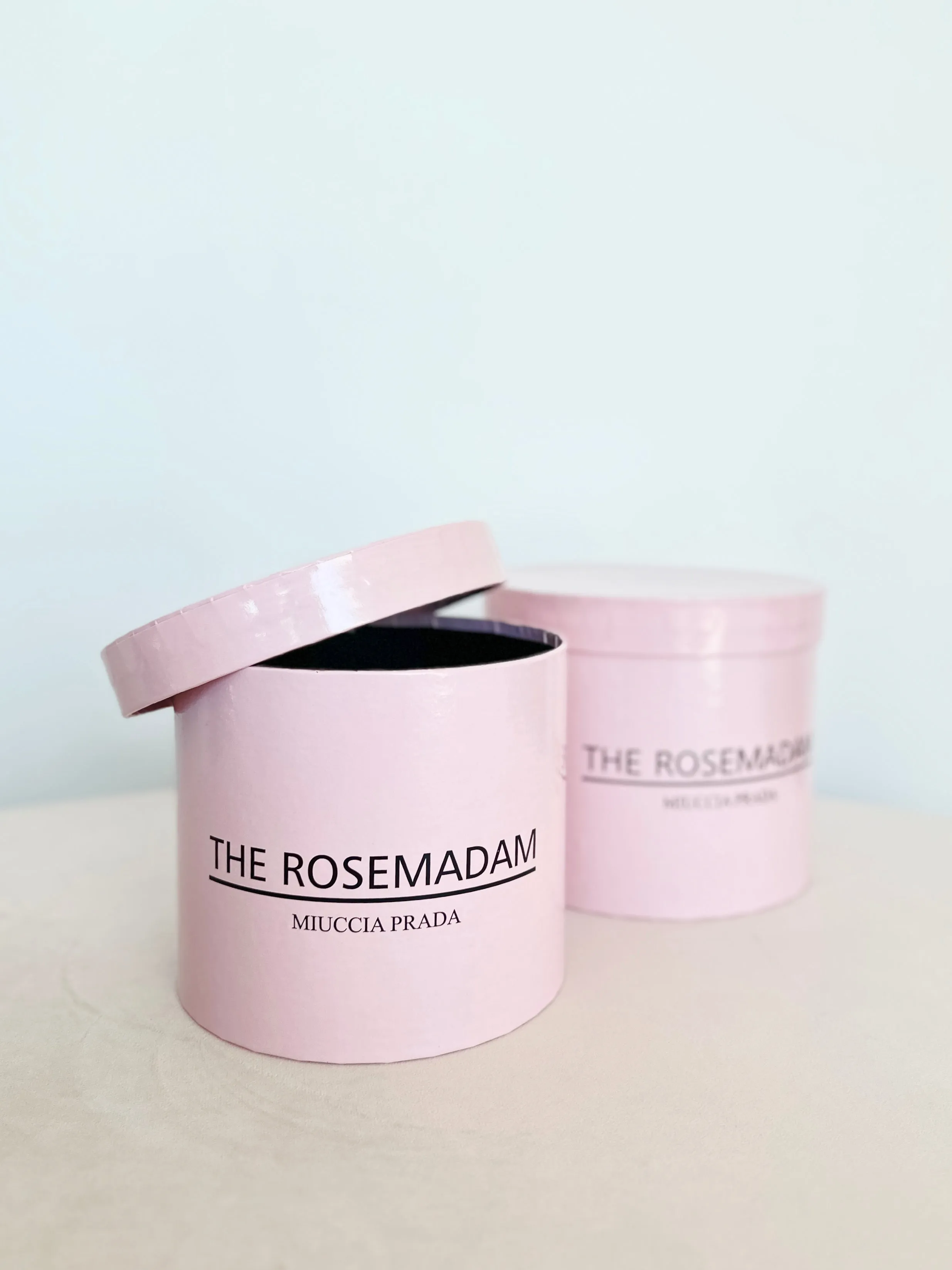 Chic Round Gift & Flower Box