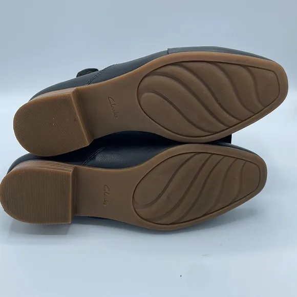 Clarks Juliet Palm Black Leather Slip On Loafer