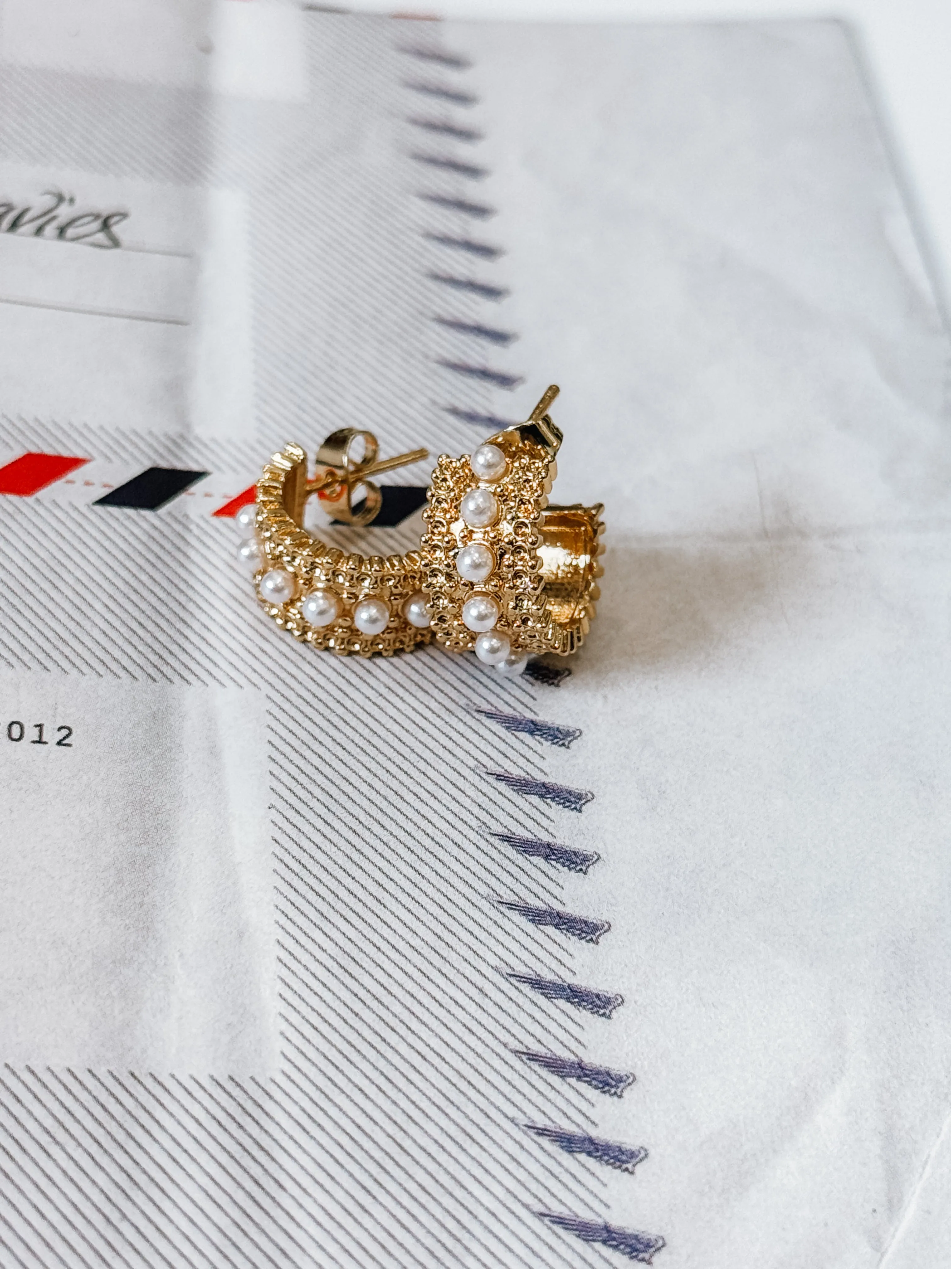 Classy Pearl Hoop
