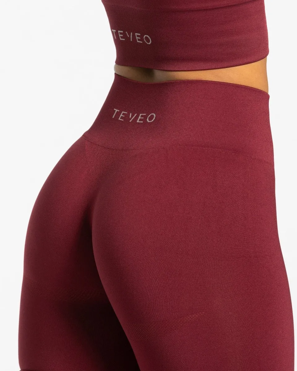 Classy Short "Weinrot"