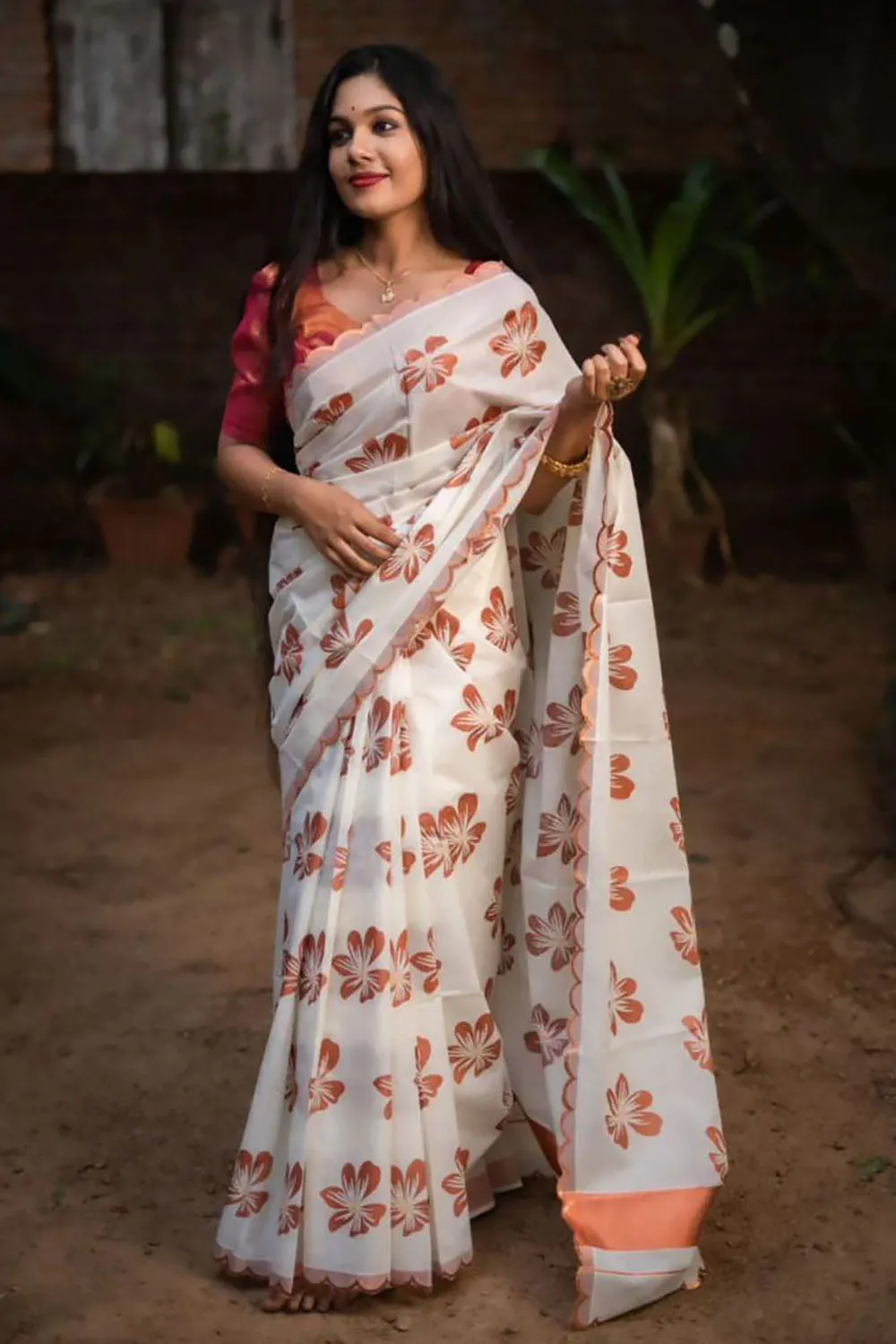 Classy White Silk Saree Weaving Work