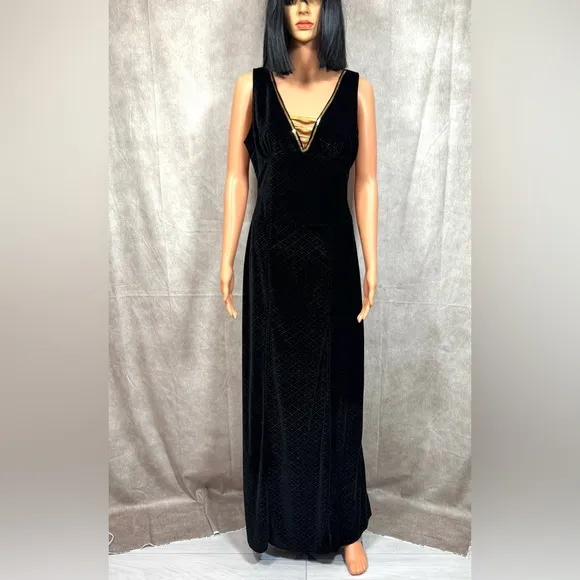 Dreamgirl Black and Gold V-Neck Sleeveless Maxi Dress