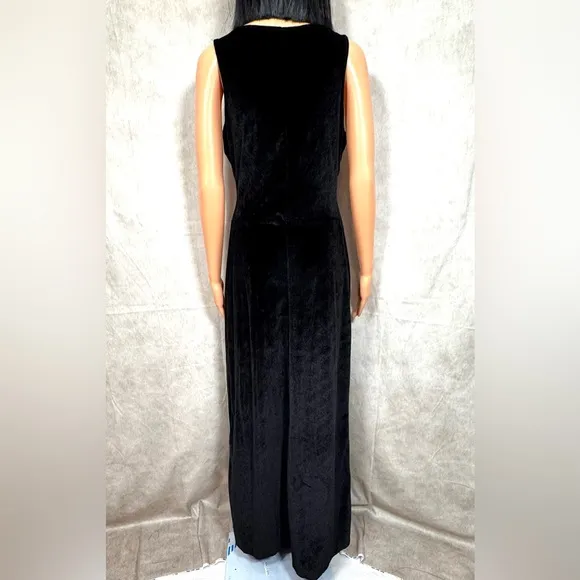 Dreamgirl Black and Gold V-Neck Sleeveless Maxi Dress