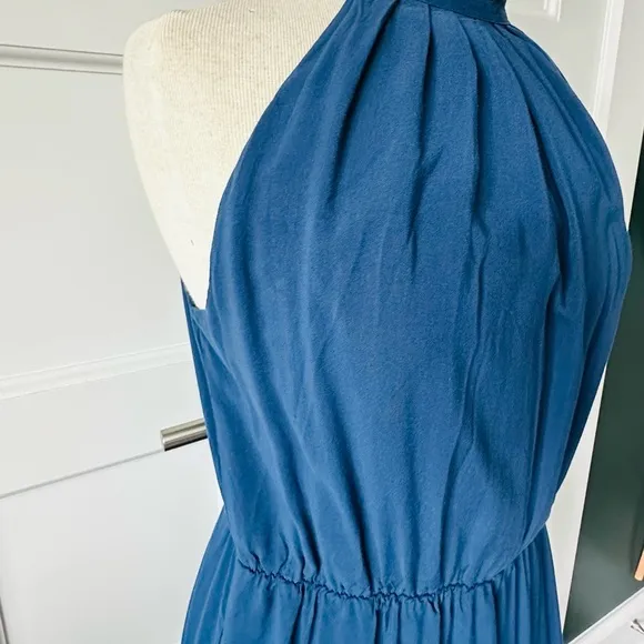 Halter Neck Sleeveless Dress - Flowy &amp; Lightweight | Versatile and Chic