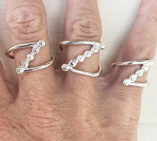 Handmade Sterling Silver Daisy Flower Zig Zag Ring – Boho Cross Bar Design