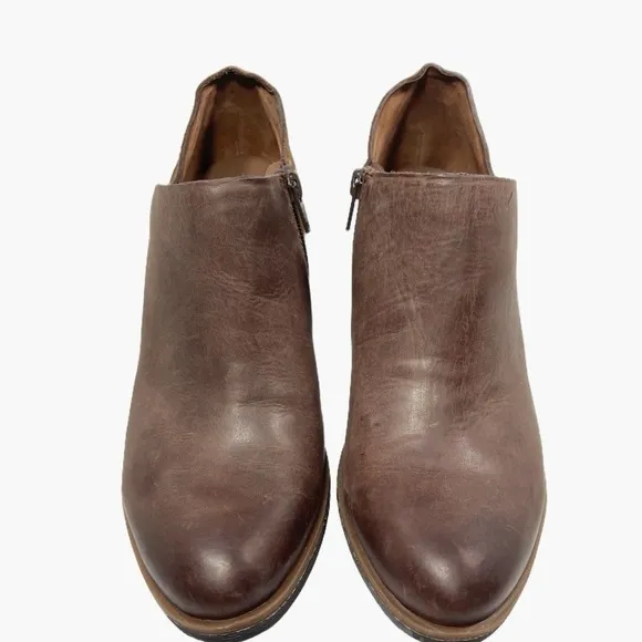 Korks Raynor Distressed Natural Brown Leather Side Zip Shootie Womens size 7.5