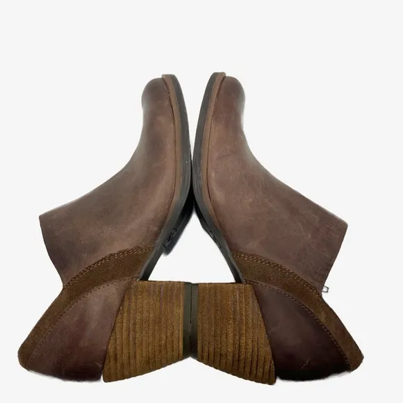 Korks Raynor Distressed Natural Brown Leather Side Zip Shootie Womens size 7.5