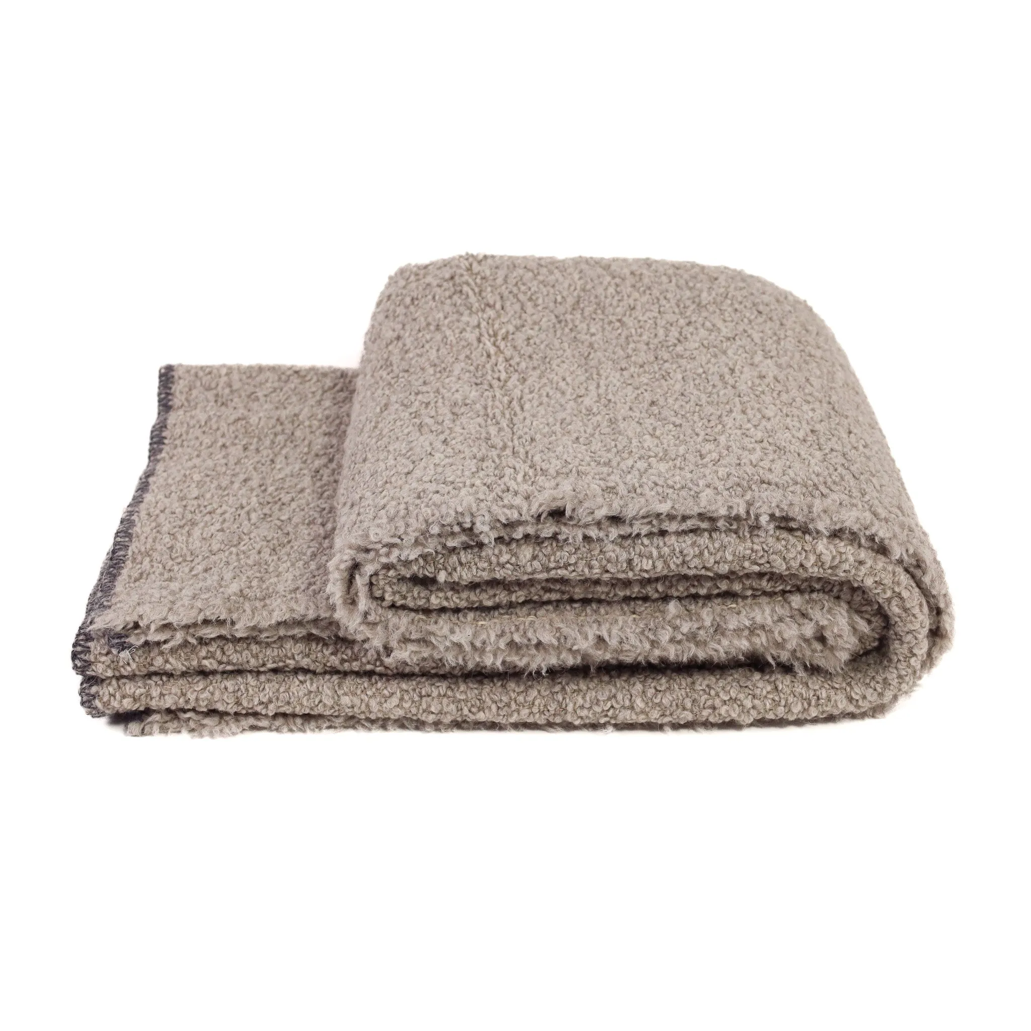 Kurlisuri Throw