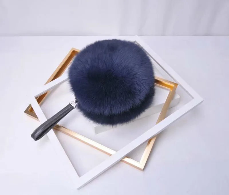 Lady Handbag Real Fox Fur Plush Bag Luxury Women's Soft Fur Messenger Bag Large Capacity Totes Warm Shoulder Bag 7967