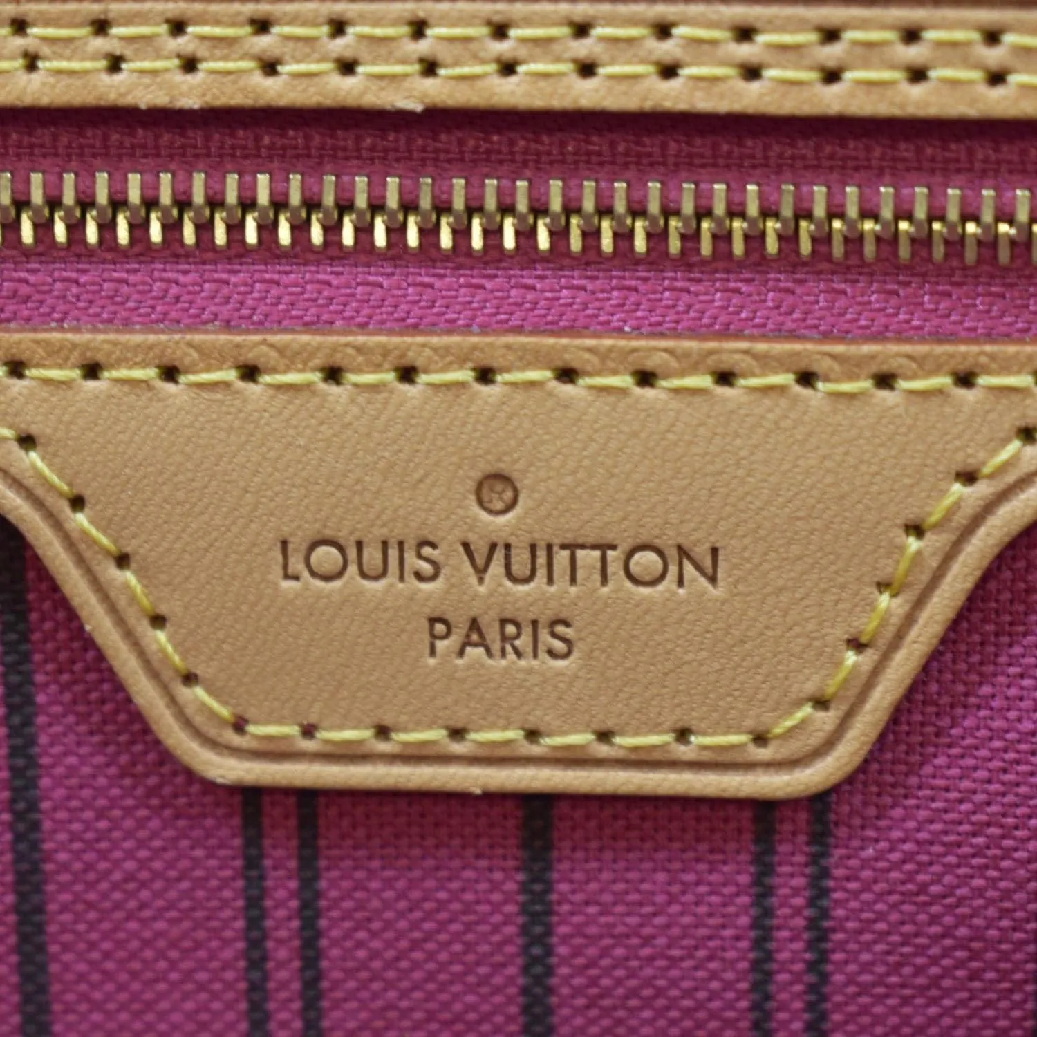LOUIS VUITTON Neverfull MM Monogram Canvas Tote Bag Brown
