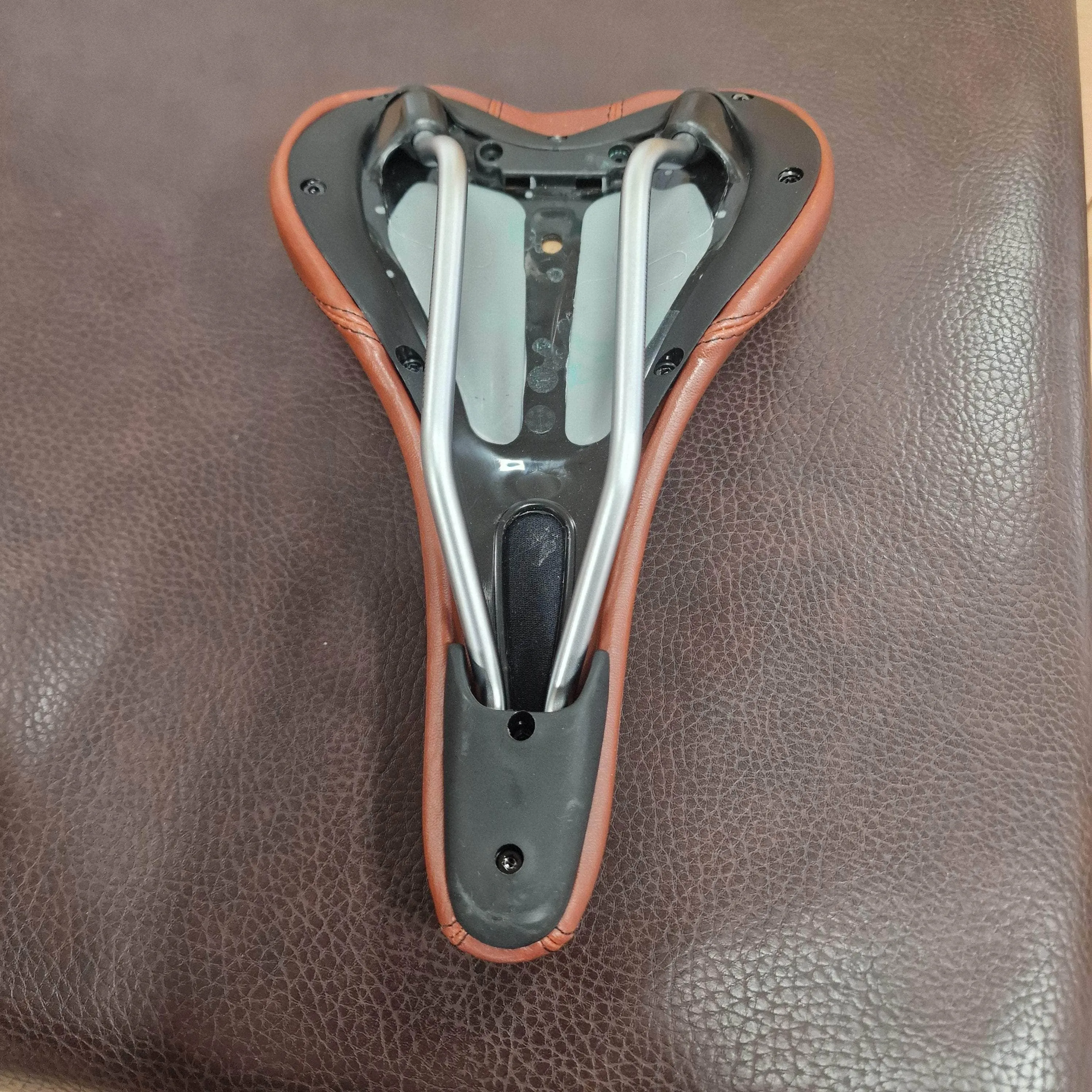 Madison Flux Railed Seat Brown