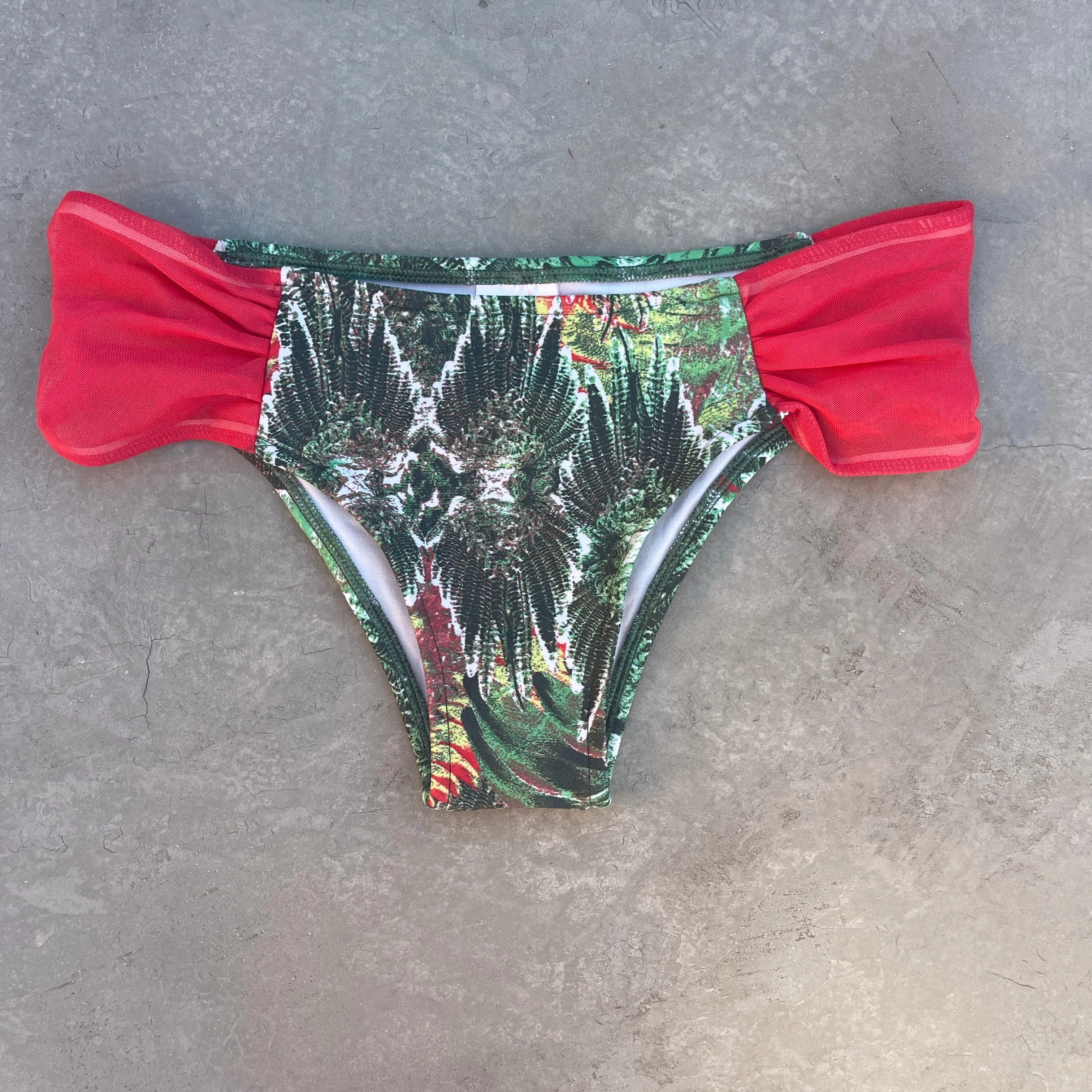 Maldives Classy Cheeky Bottom