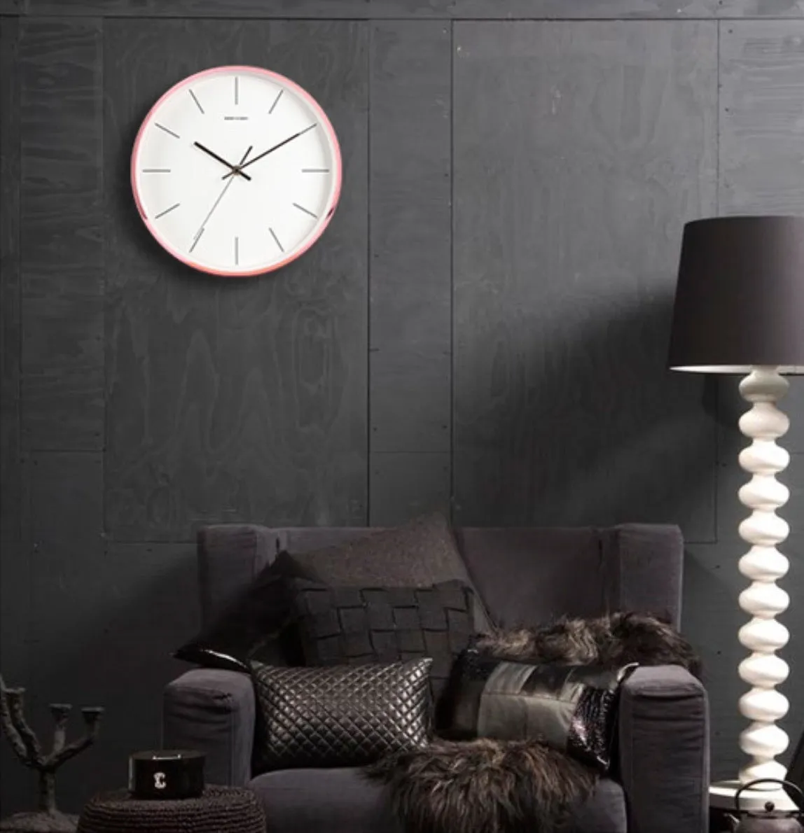Mii Simple Wall Clock