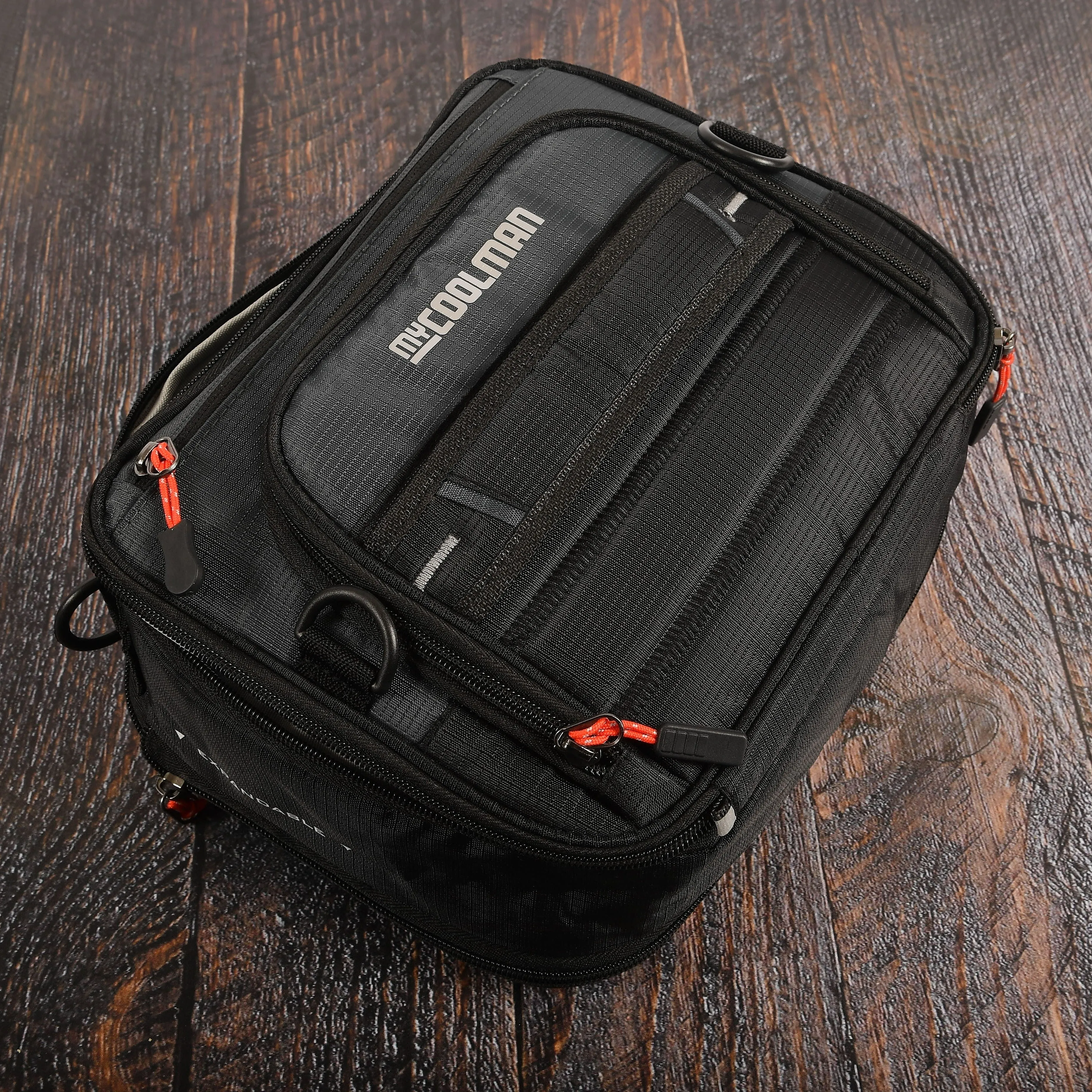 myCOOLMAN - Expandable Lunch Box With BONUS Ice Packs