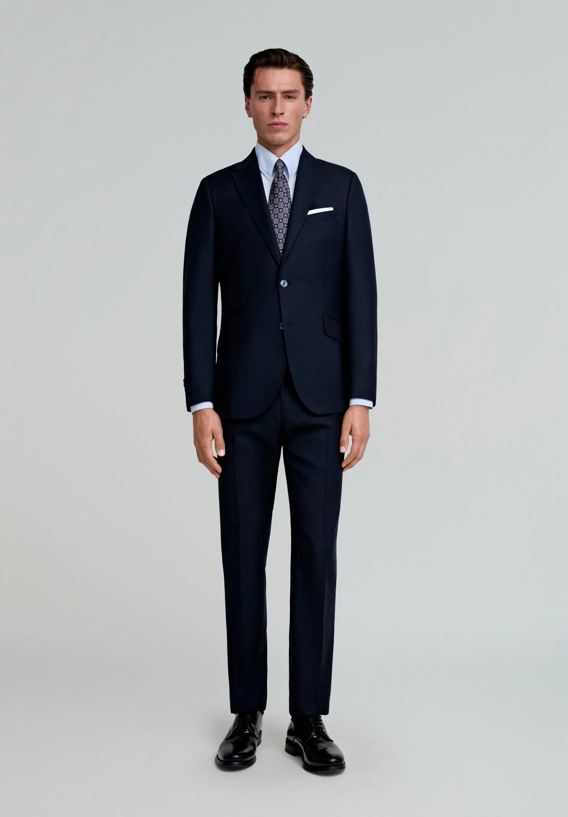 NEW DRESSY SUIT I