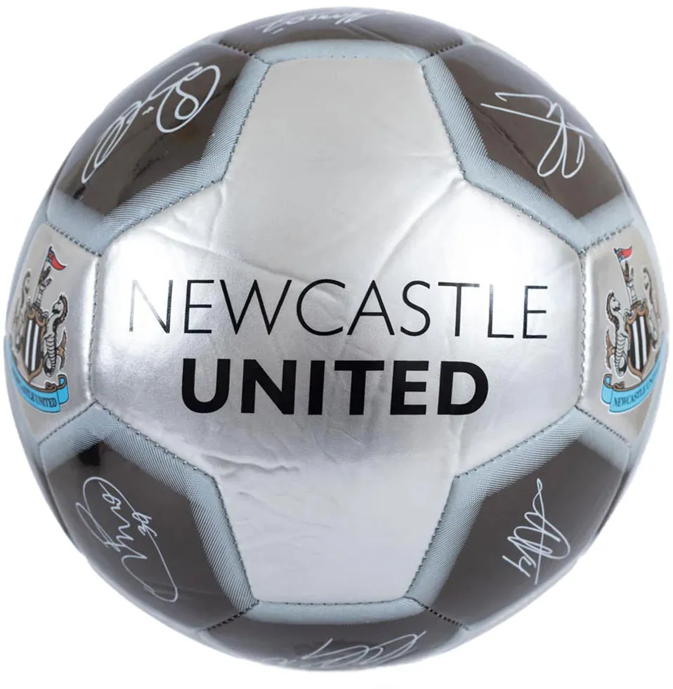 Newcastle United Signature Skills Football - Black