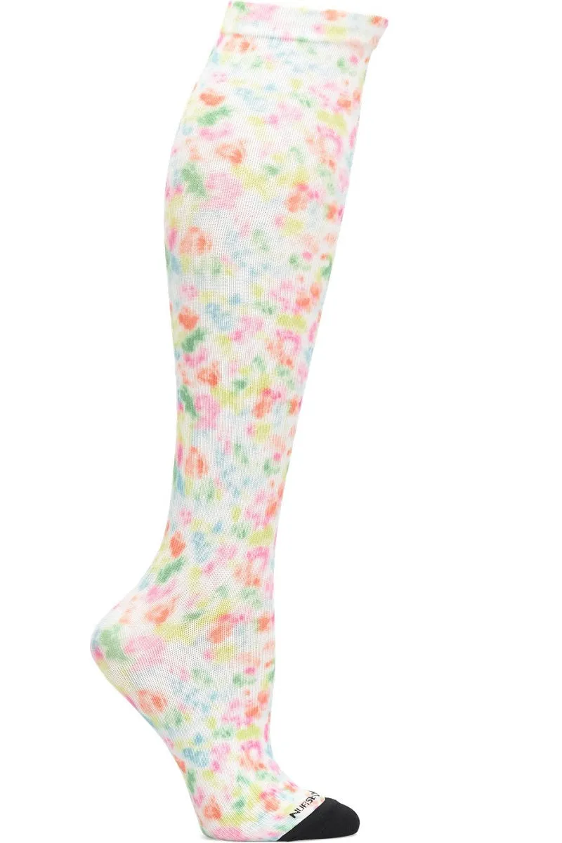 Nurse Mates Compression Socks Seamless 360° Regular Calf Up To 17"