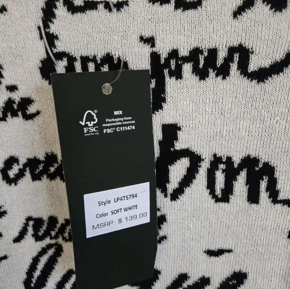 🦝NWT Karl Lagerfeld french motif lettered sweater