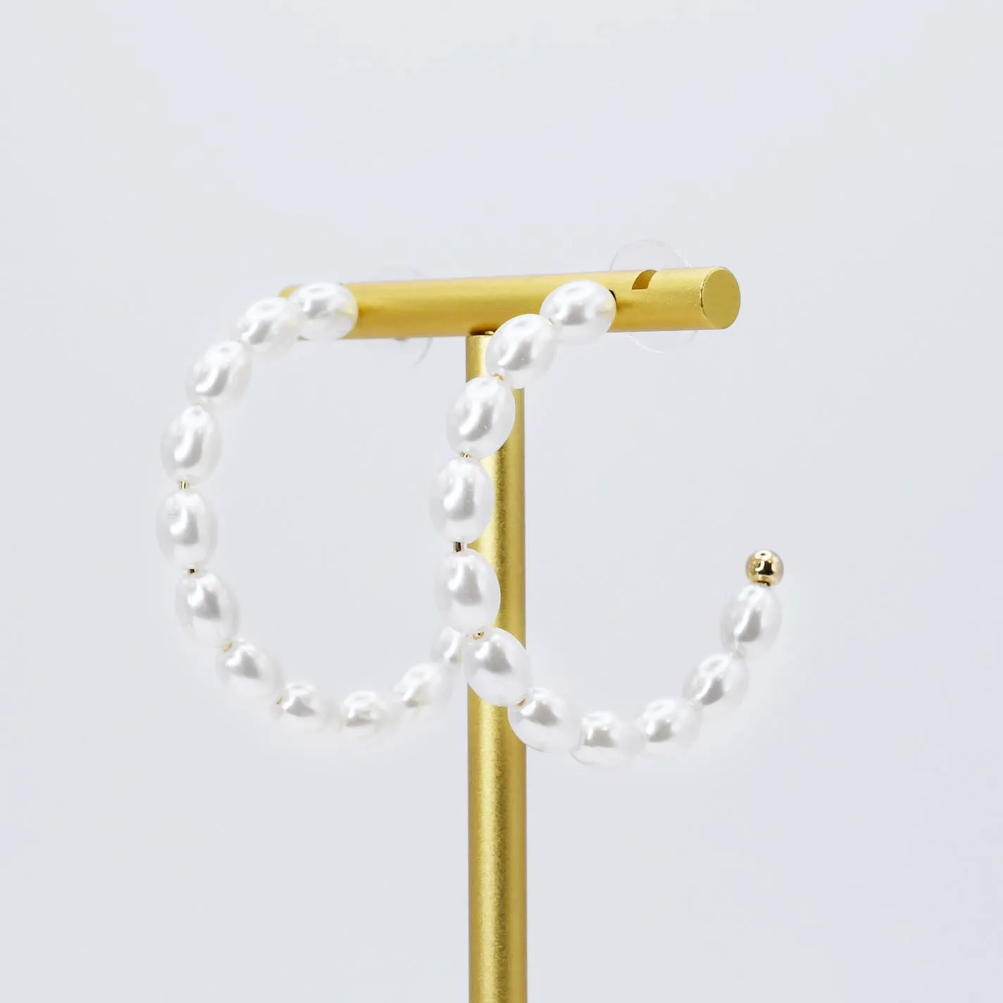 Pearl Chic Hoop