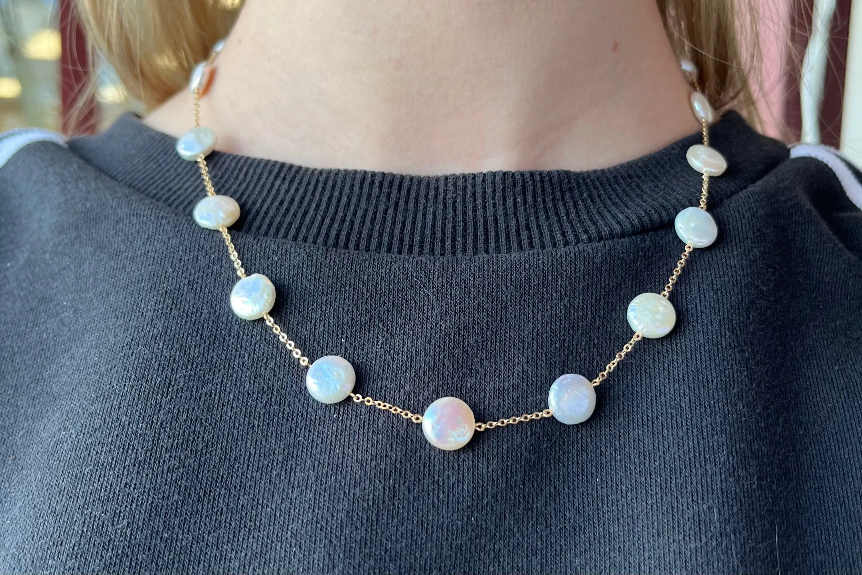 PEARL STATION-NECKLACE