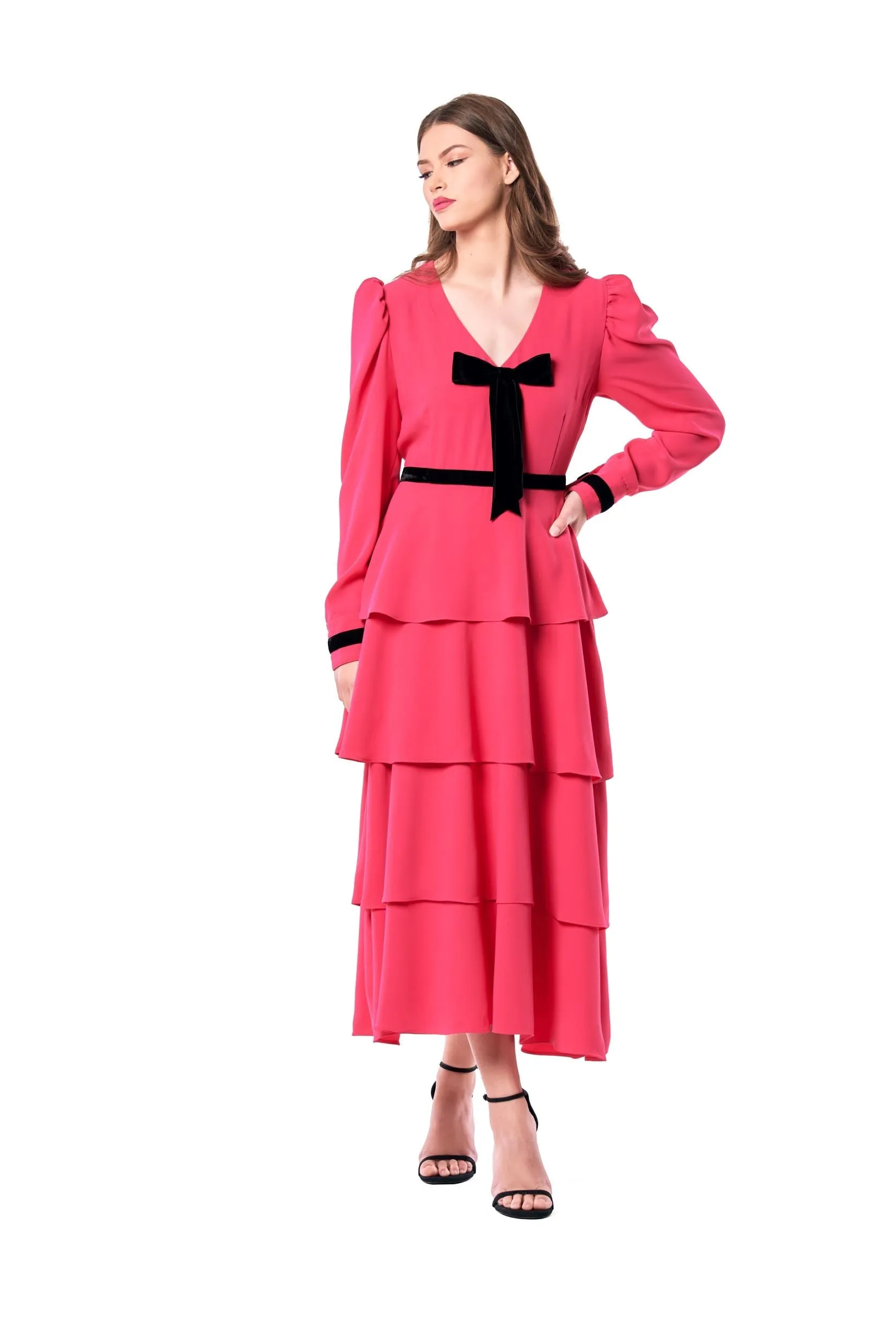 "Bow" Haus Chic
