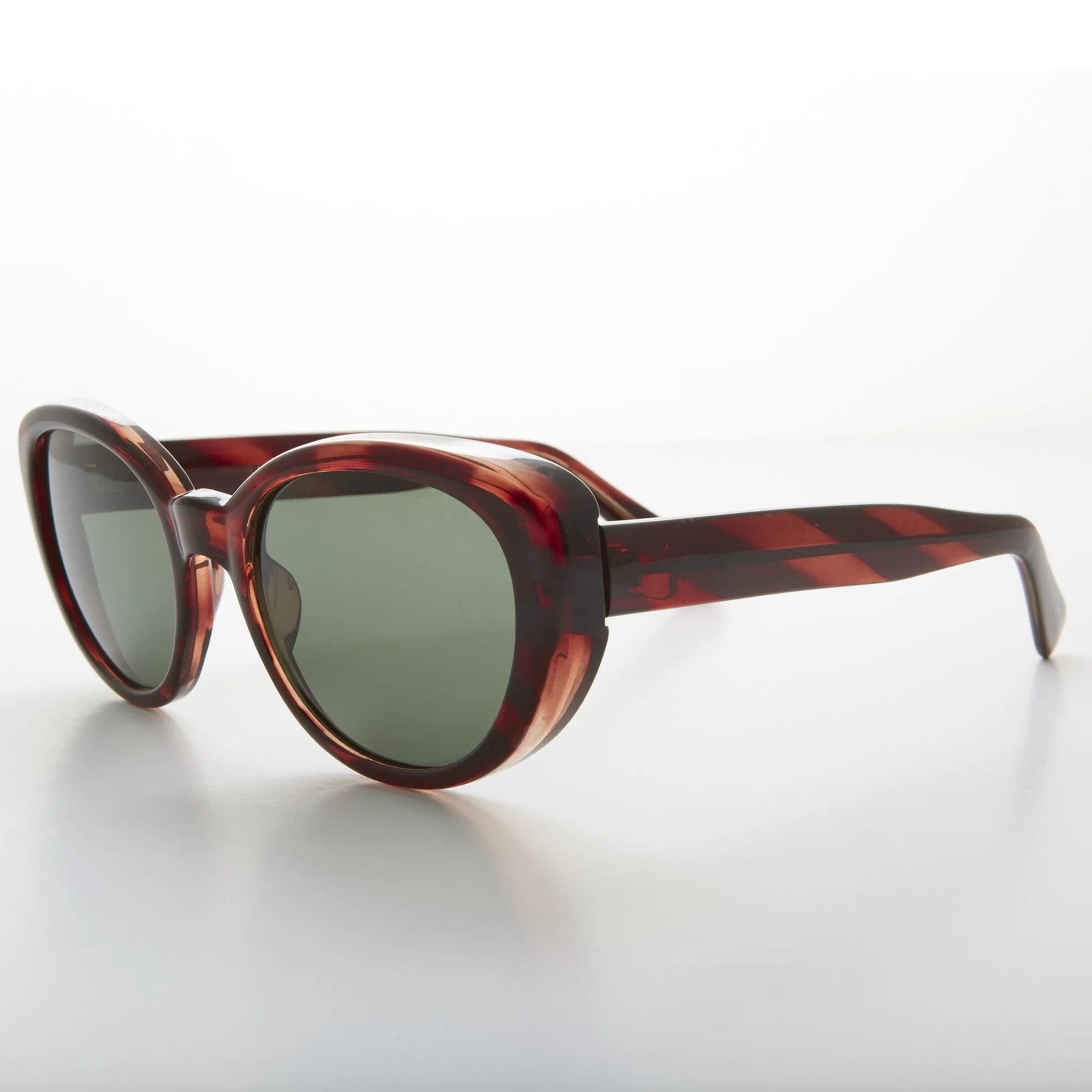 Round Cat Eye Sunglass with Glass lens and Thick Frame - Betsy