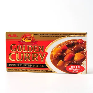 S&B MILD GOLDEN CURRY 220G
