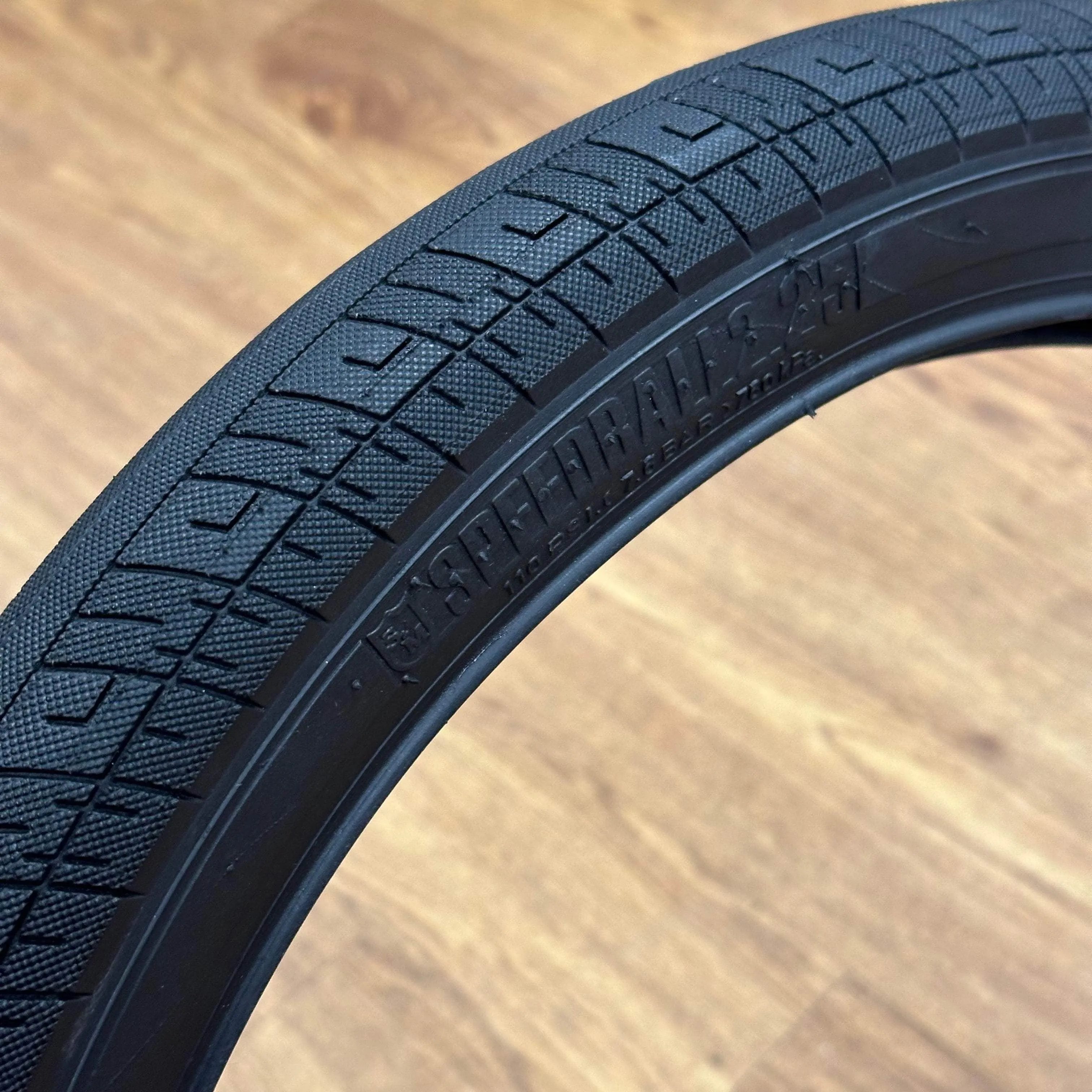 S&M Bikes 20" Speedball Tyre Black