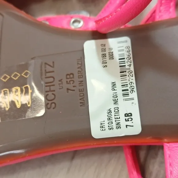 Schutz Sintetico Neon Pink