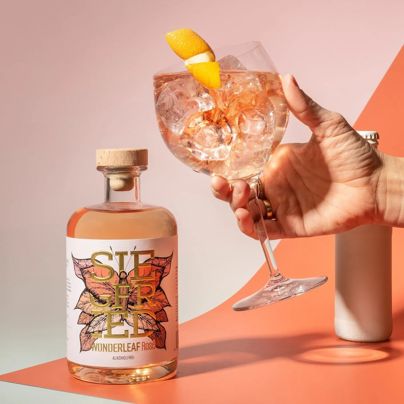 Siegfried Wonderleaf Rosé Gin Alternative Alkoholfrei 500 ml