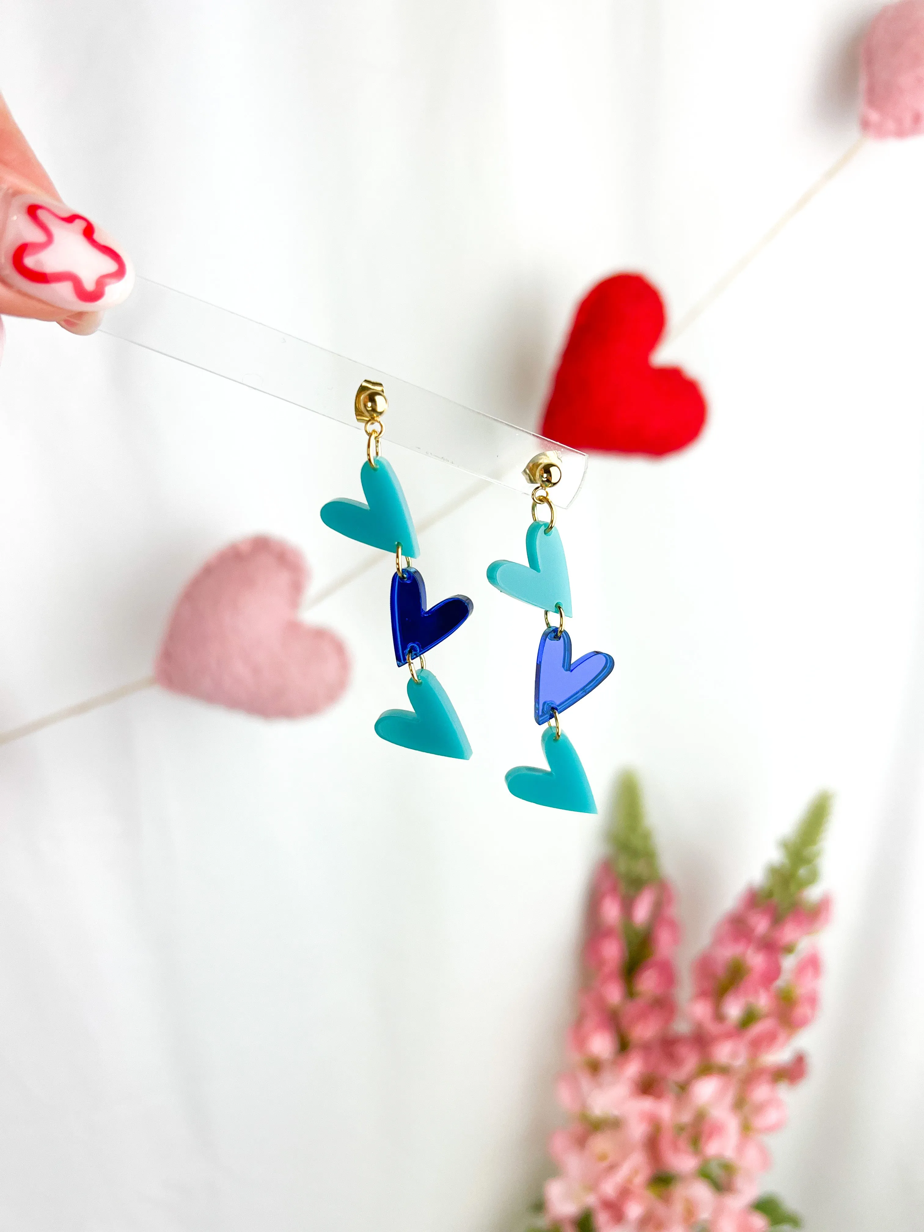 Simple L0ve Earrings 1.0