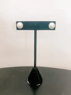 Simple Pearl Earrings