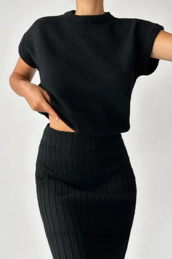 Sleeveless Vest   Knitted Skirt Two-piece Set