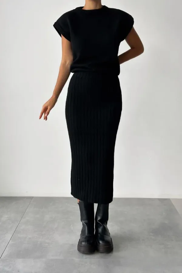 Sleeveless Vest   Knitted Skirt Two-piece Set